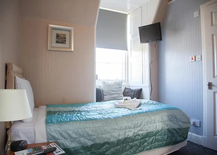 Classic Single Room