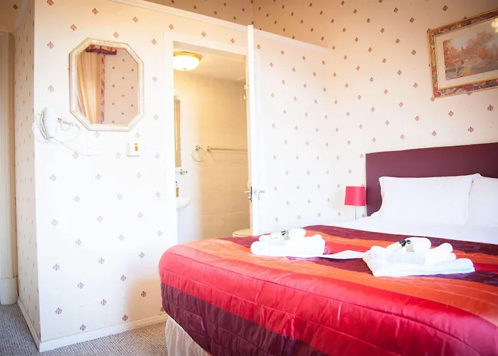 Classic Double Room